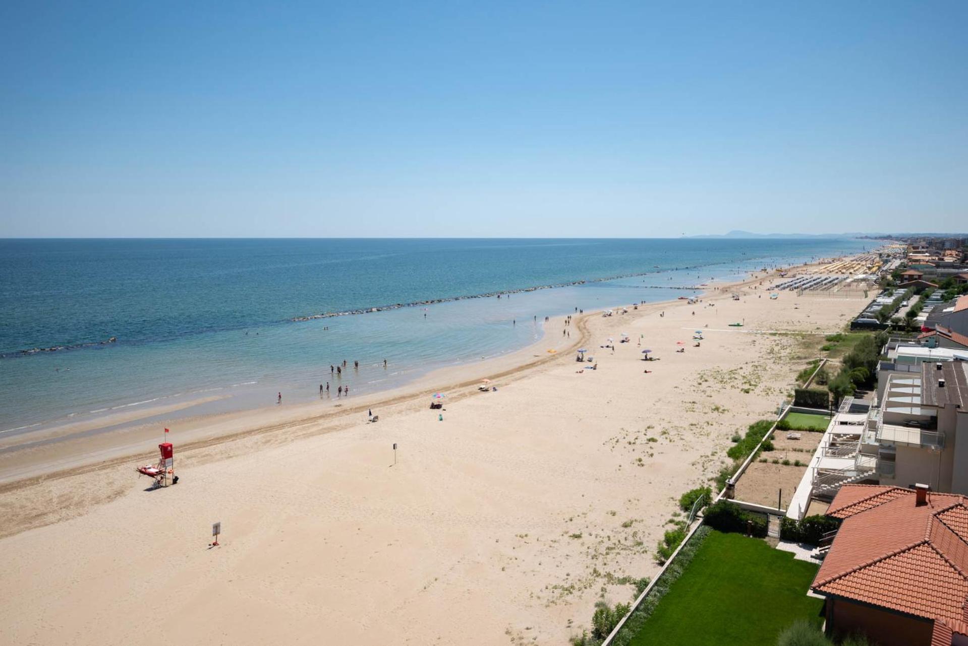 Hotel Playa Suite Fano Ngoại thất bức ảnh
