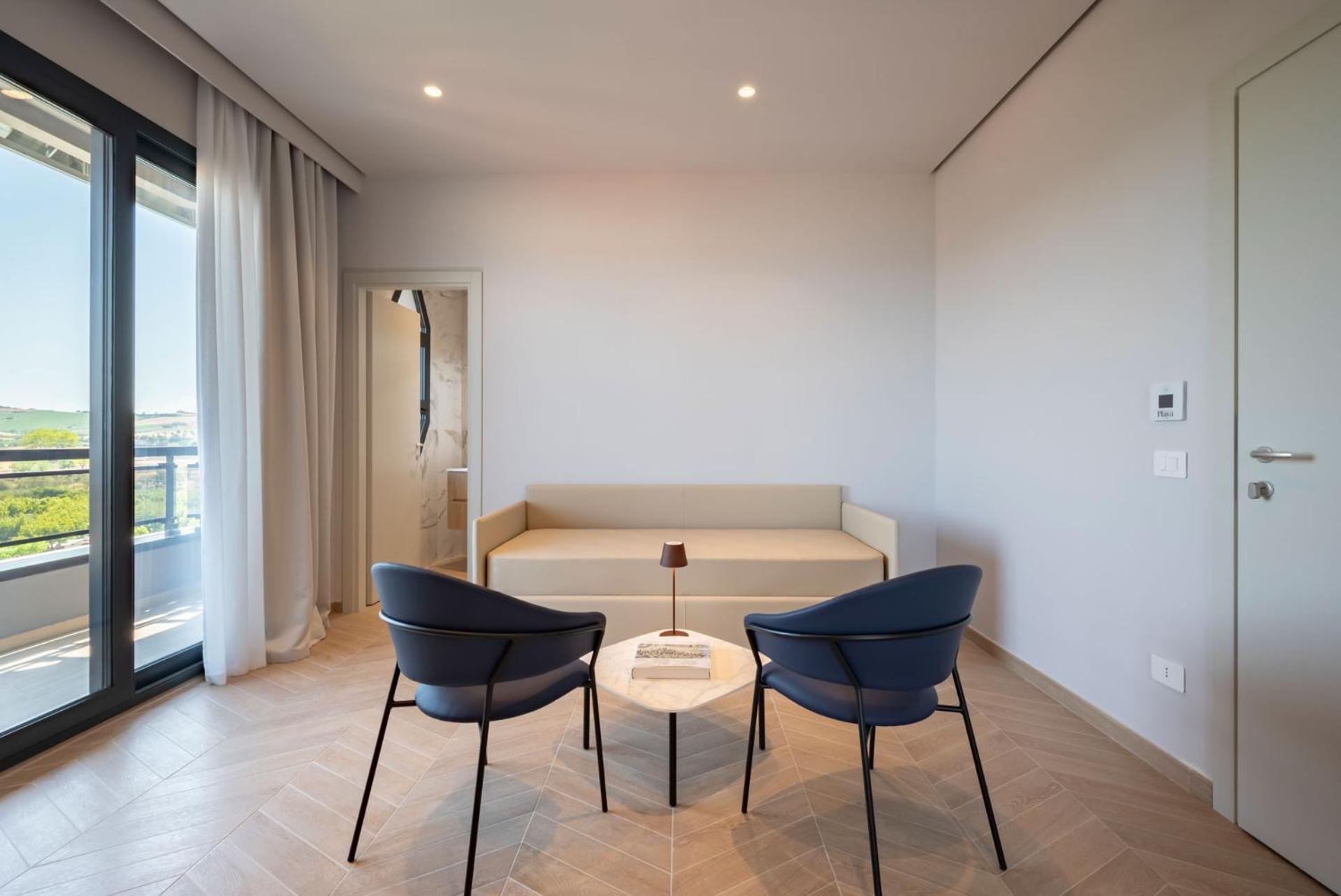 Hotel Playa Suite Fano Ngoại thất bức ảnh